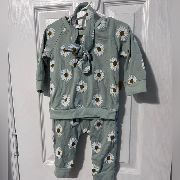 Boho baby 3 piece outfit bundle floral set unbranded new without tag 80cm tag - Picture 1 of 4